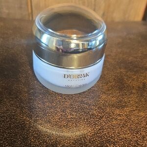 Prestige Night Cream - Silver and White